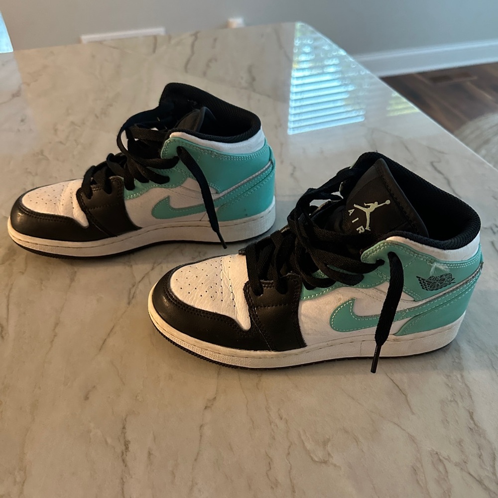 RARE Nike Air Jordan’s. Black//White//Teal. Kids size 3.5Y. Very gently used.